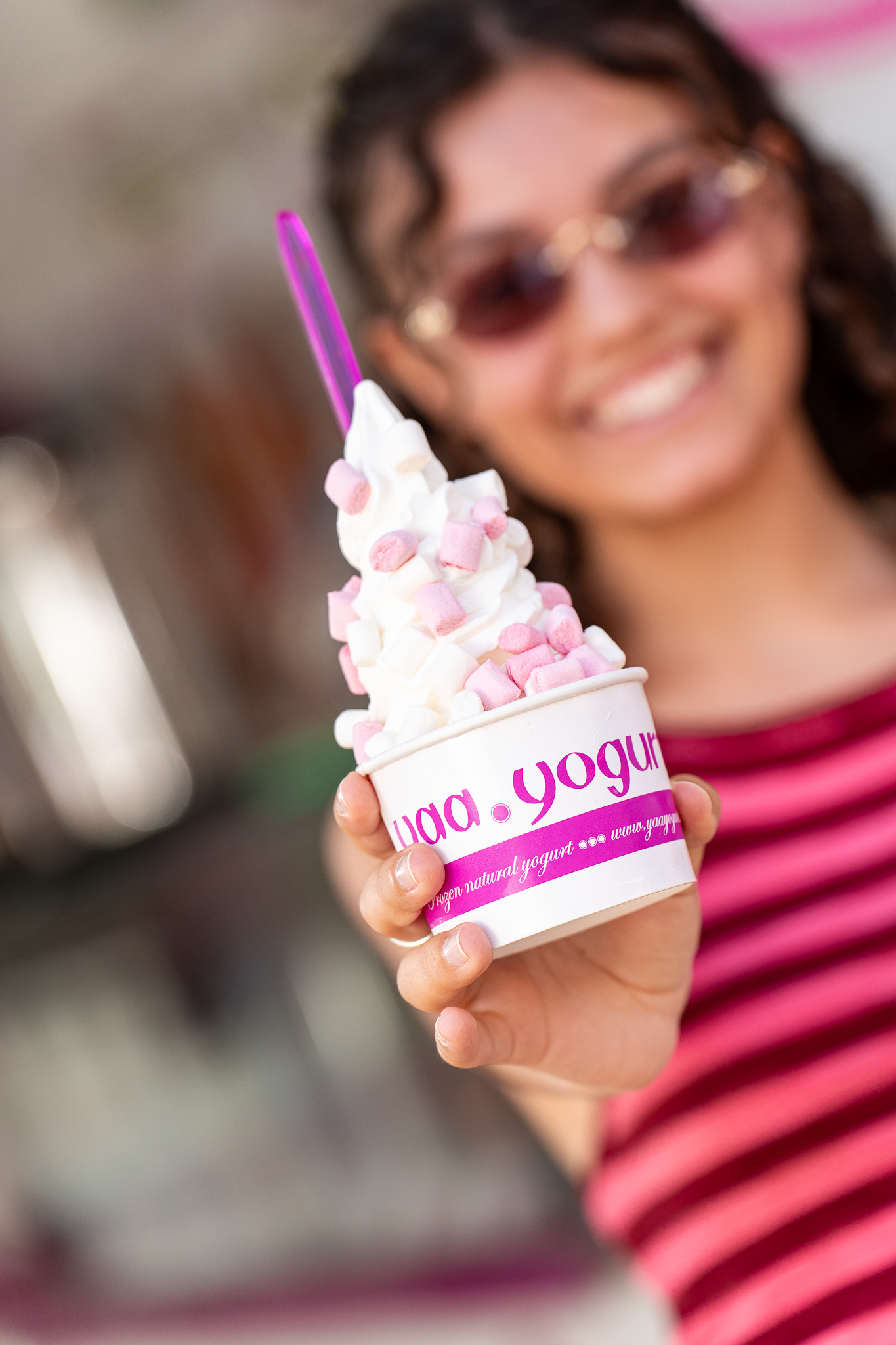 Pink Yaa frozen yogurt with toppings