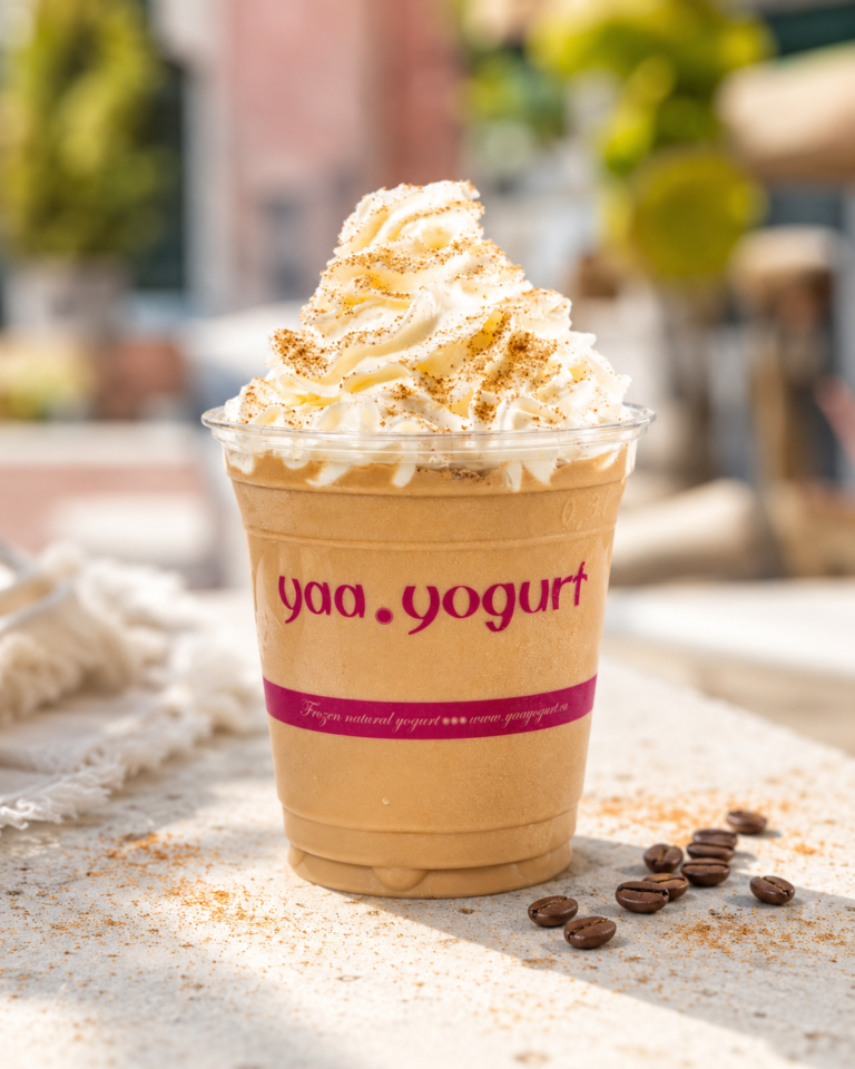 Frapé Latte Yaa con nata